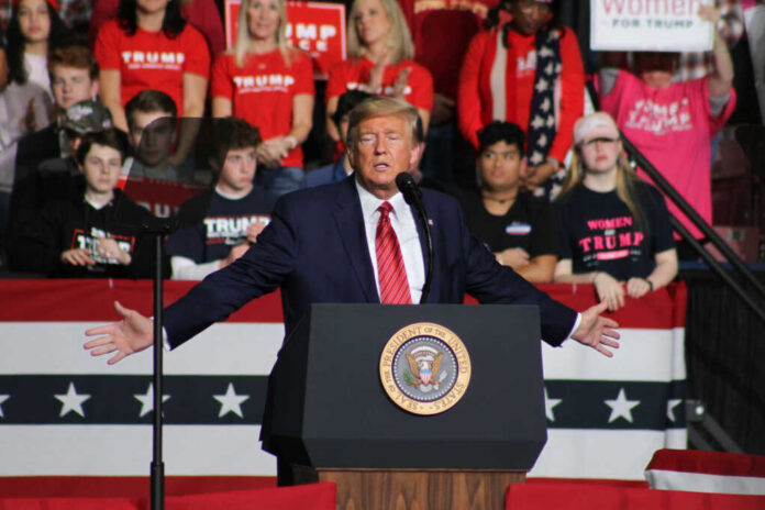 I dont know who this is speaking at a rally