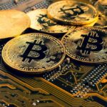 Institutions Ghost Bitcoin — O’Leary Blames Washington Bitcoin coins on a circuit board